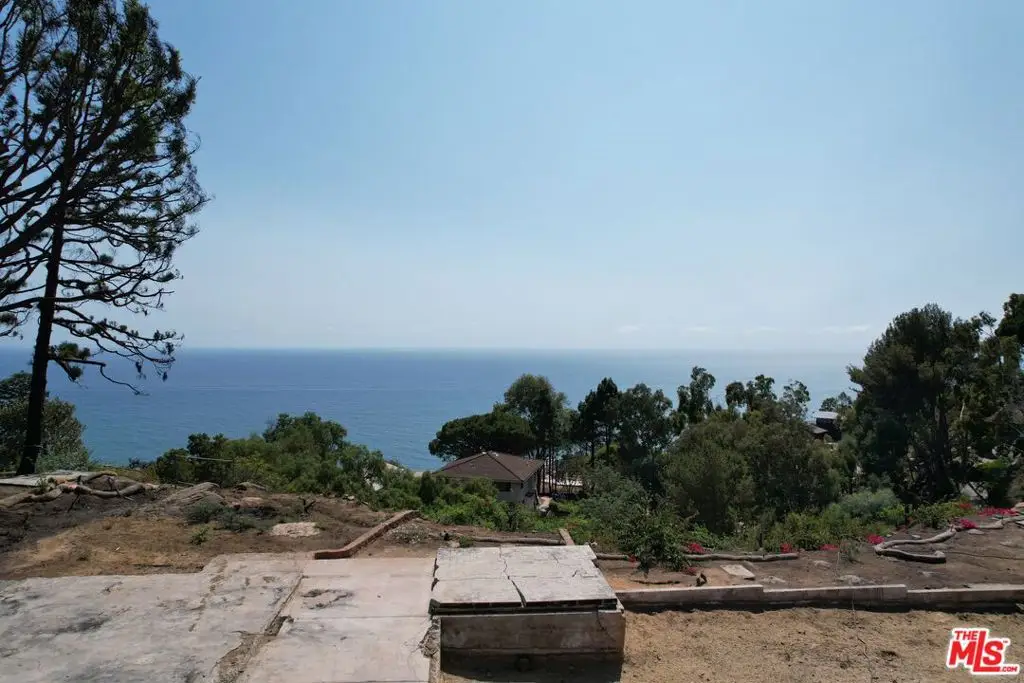 20555 Little Rock Way, Malibu, CA 90265 - #1