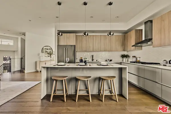 3109 S Dakota Drive, Los Angeles, CA 90034