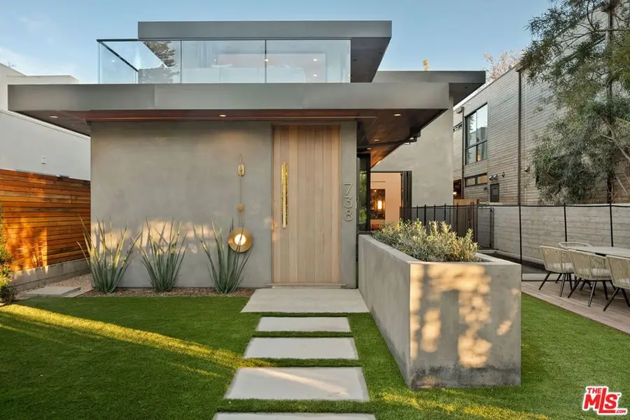 738 Palms Boulevard, Venice, CA 90291 - #2