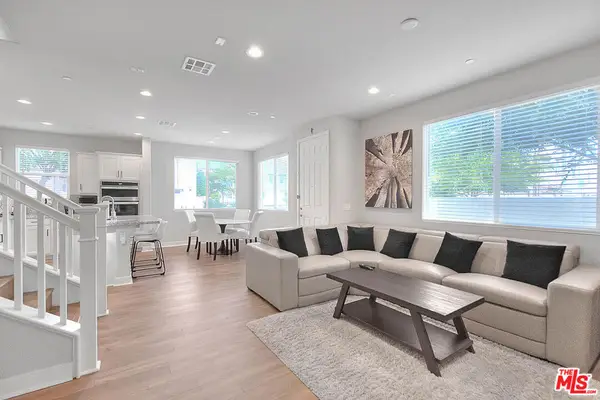 629 Daniel Freeman Circle, Inglewood, CA 90301