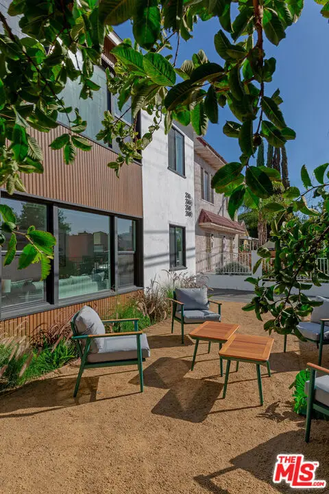 2046 S Burnside Avenue, Los Angeles, CA 90016 - #3