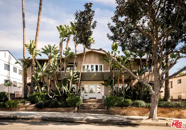 1330 N Crescent Heights Boulevard #2, West Hollywood, CA 90046