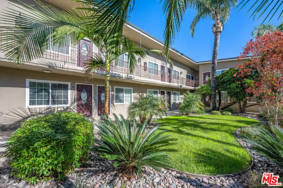276 S Sierra Madre Boulevard, Pasadena, CA 91107 - #2