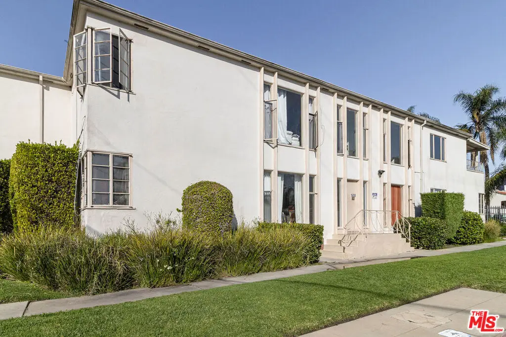 1655 Carmona Avenue, Los Angeles, CA 90019 - #1