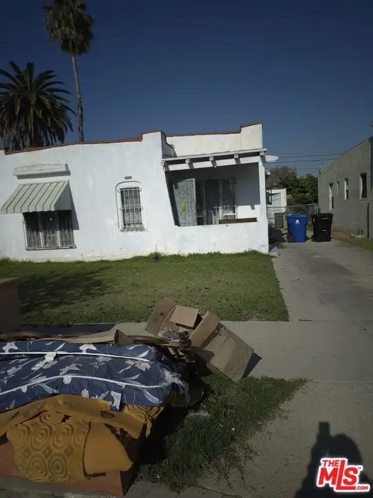 2031 W 65th Place, Los Angeles, CA 90047