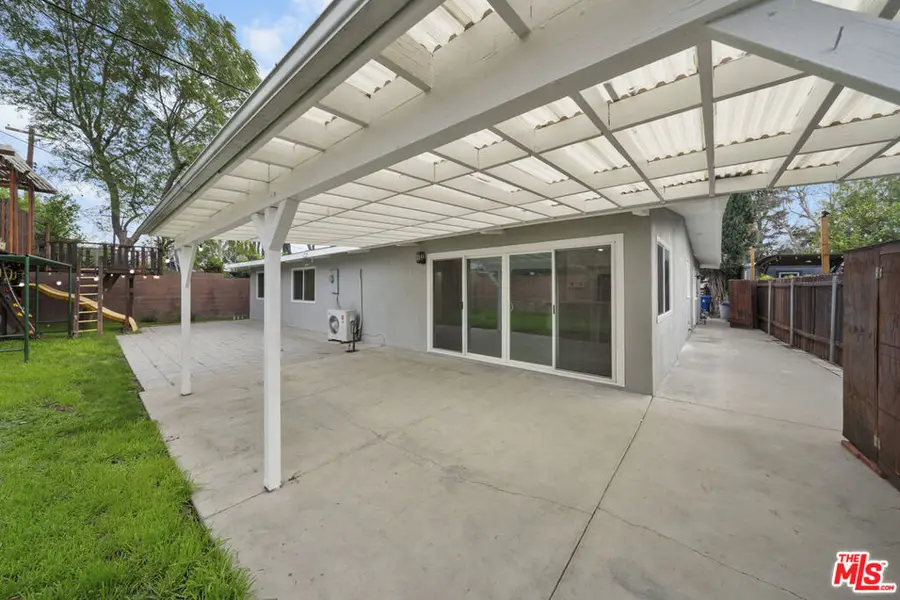 17845 Stagg Street, Reseda, CA 91335 - Image #2