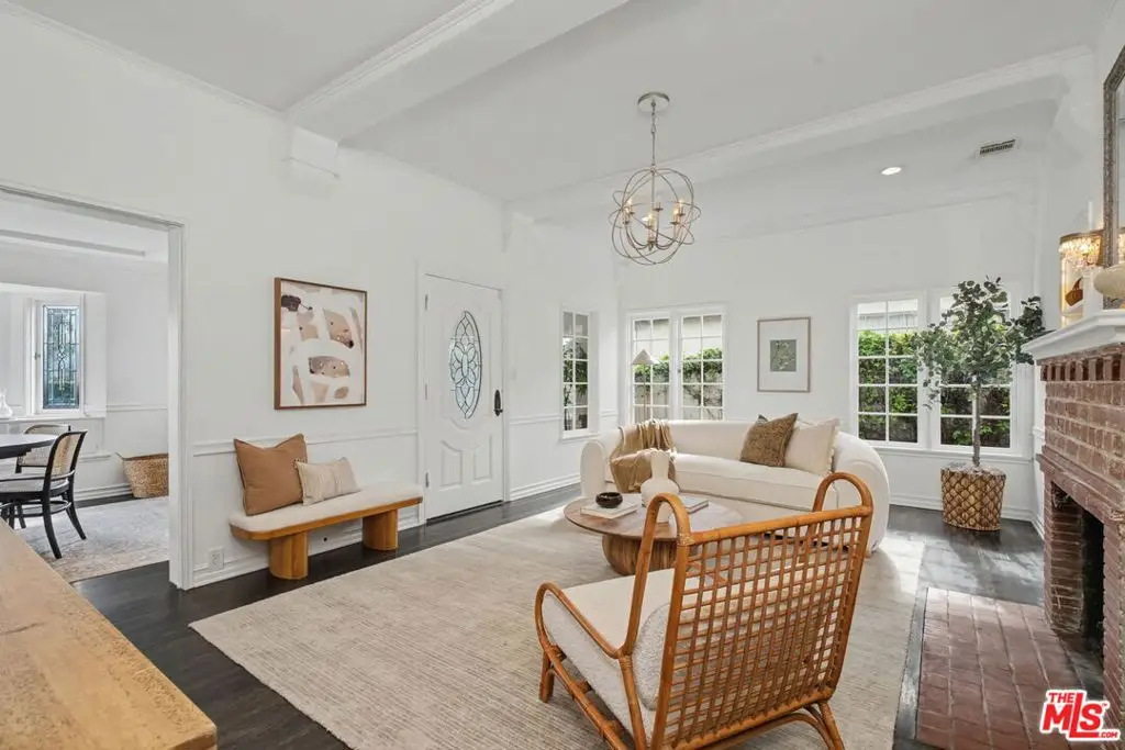 5009 Willowcrest Avenue, North Hollywood, CA 91601 - #1