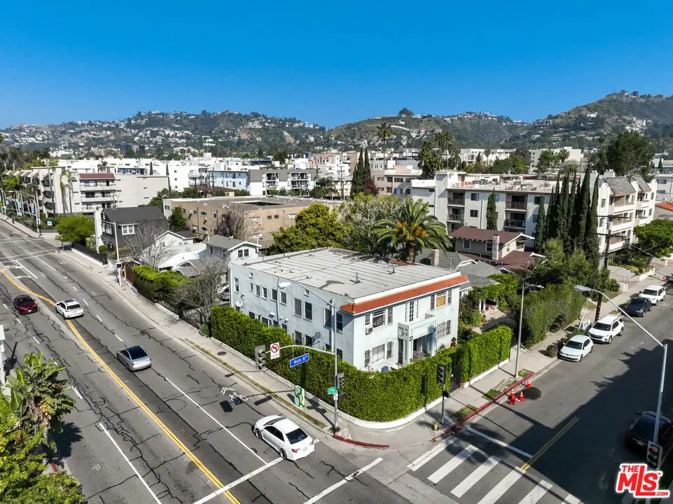 7401 Fountain Avenue, Los Angeles, CA 90046 - #1