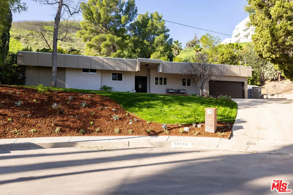 20330 Del Campo Place, Woodland Hills, CA 91364 - #1