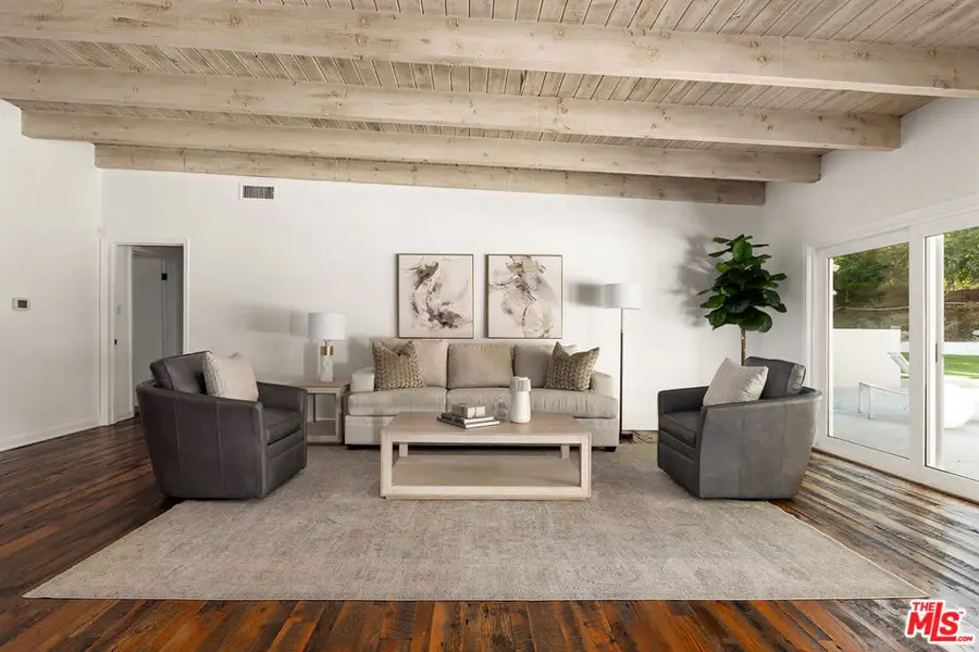 20330 Del Campo Place, Woodland Hills, CA 91364 - #2