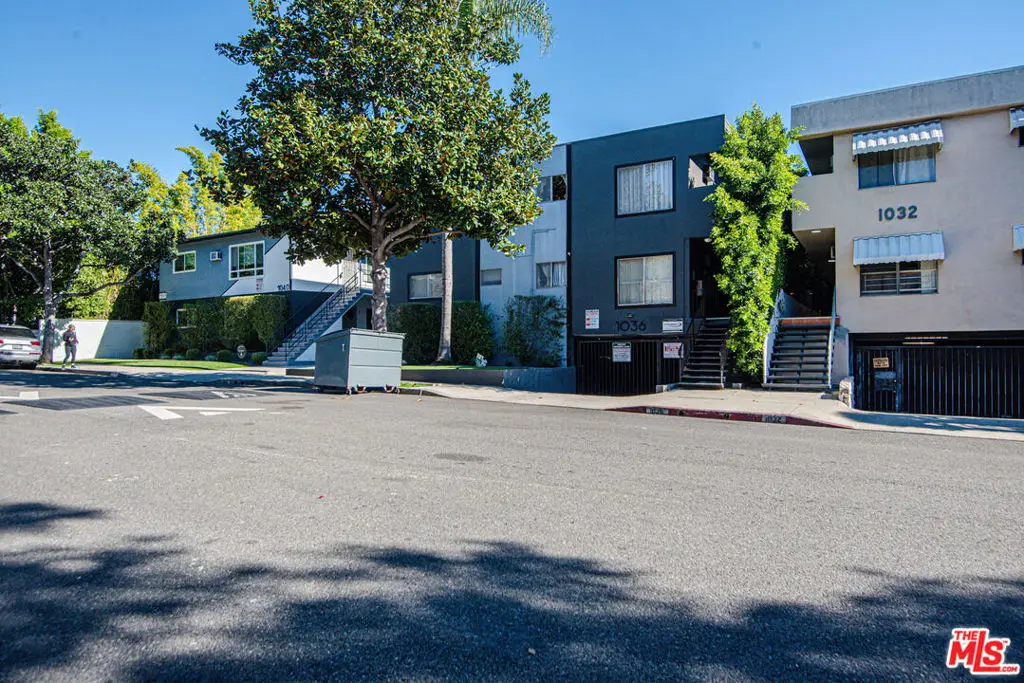 1036 N Genesee Avenue, West Hollywood, CA 90046 - Image #1