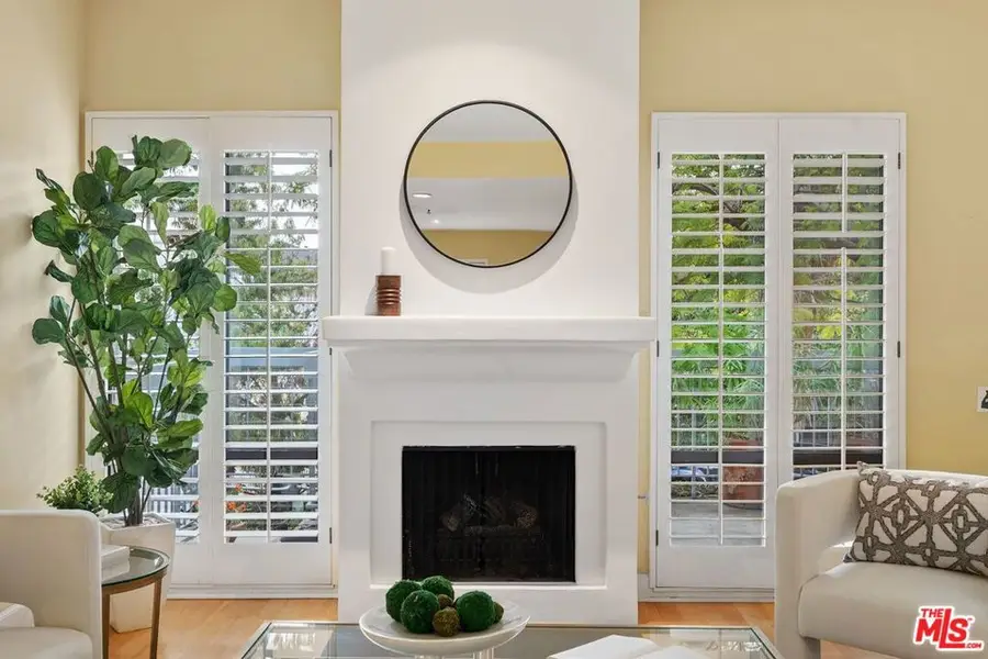 1220 Manning Avenue #7, Los Angeles, CA 90024 - #3