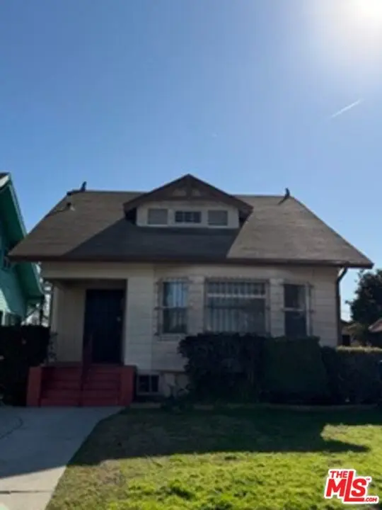 448 E 48th Street, Los Angeles, CA 90011