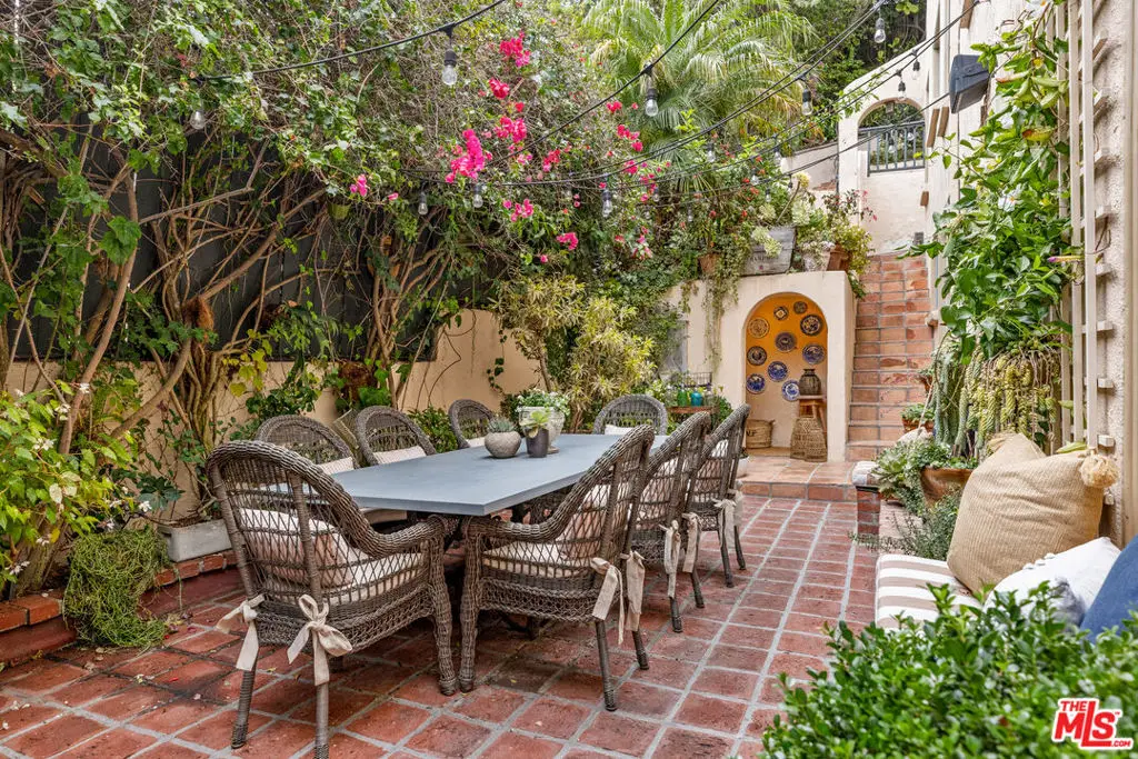 175 W Channel Road, Santa Monica, CA 90402 - Image #1