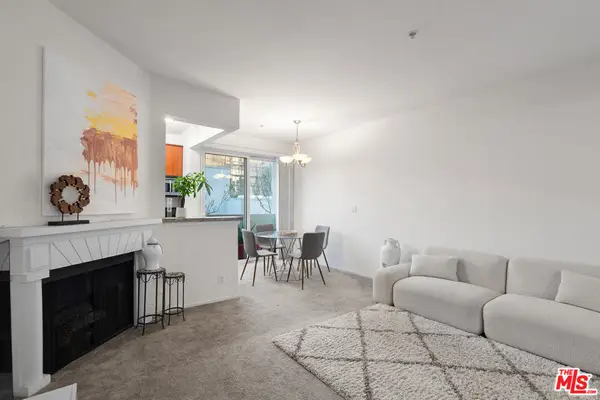 620 S Gramercy Place #229, Los Angeles, CA 90005