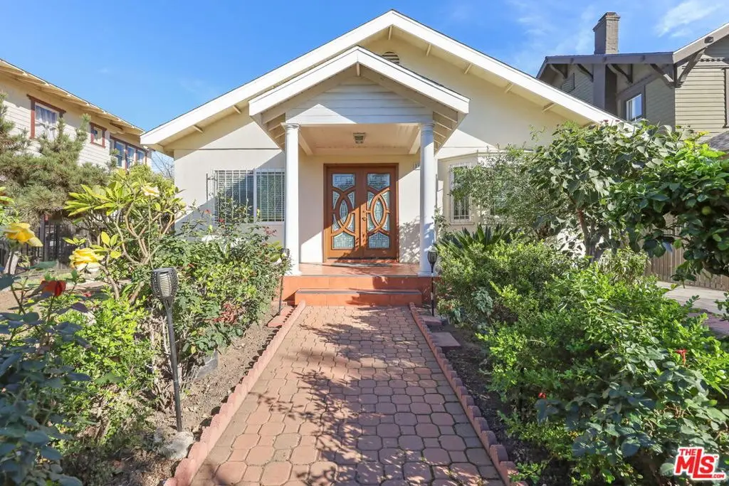 2120 9th Avenue, Los Angeles, CA 90018 - Image #1