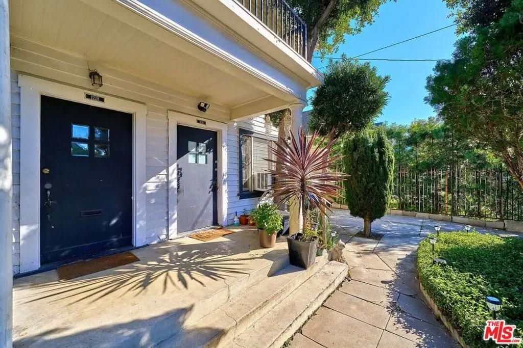 1228 S Catalina Street, Los Angeles, CA 90006 - Image #1