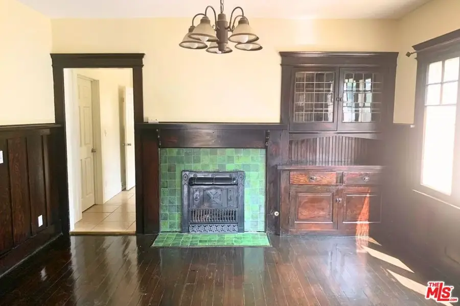 1228 S Catalina Street, Los Angeles, CA 90006 - Image #2