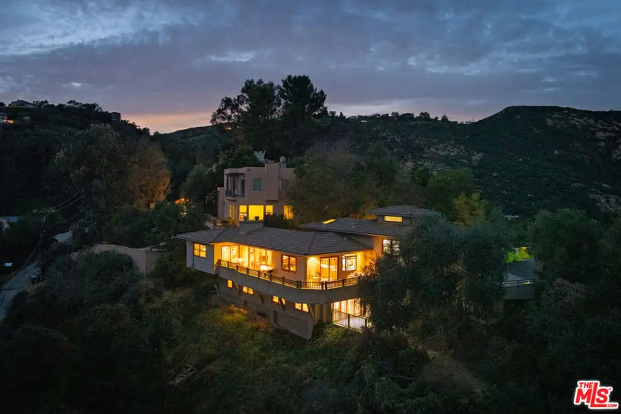 20634 Medley Lane, Topanga, CA 90290 - #2