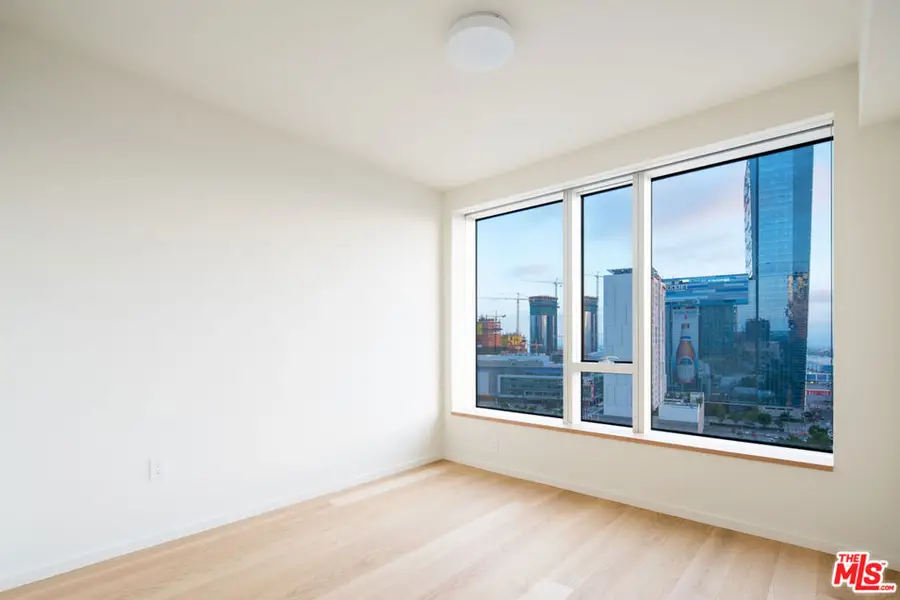 889 Francisco Street #1002, Los Angeles, CA 90017 - #3