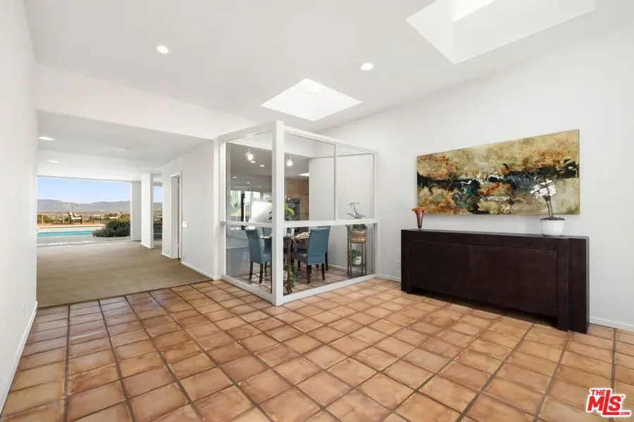 3300 Red Rose Drive, Encino, CA 91436 - Image #3