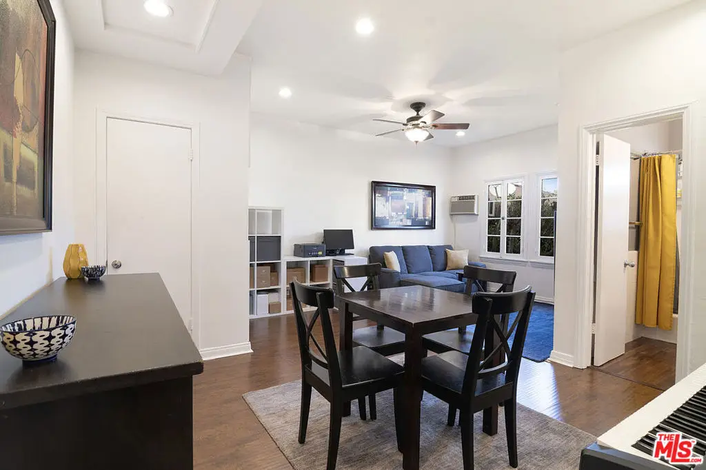 340 N Oakhurst Drive #205, Beverly Hills, CA 90210 - Image #1