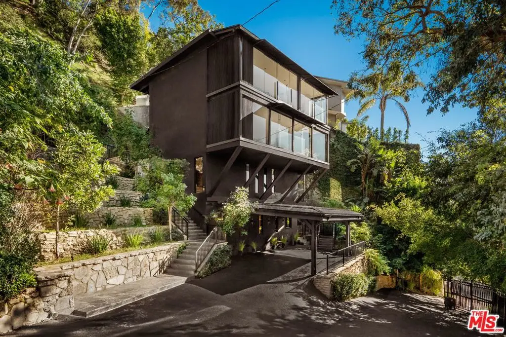 1782 Viewmont Drive, Los Angeles, CA 90069 - #1