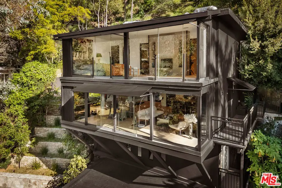 1782 Viewmont Drive, Los Angeles, CA 90069 - #3