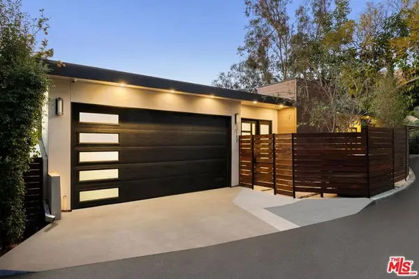 3147 Hollyridge Drive, Los Angeles, CA 90068