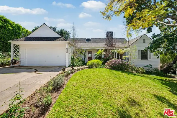 11376 Thurston Place, Los Angeles, CA 90049
