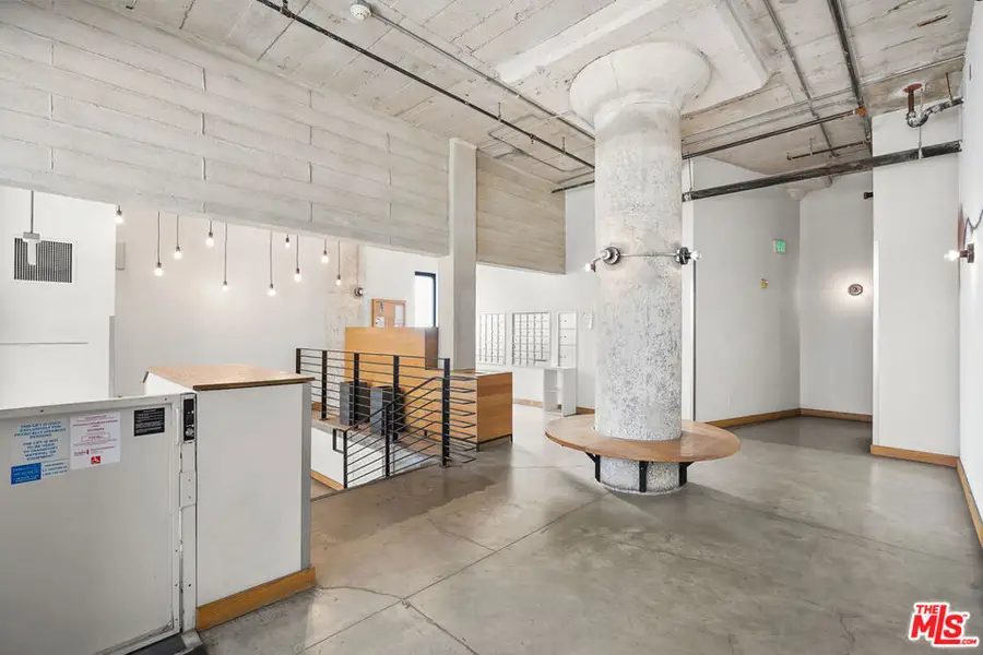 330 S 11th #A205, Los Angeles, CA 90015 - Image #3