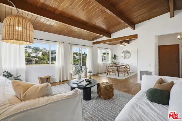 1748 Redesdale Avenue, Los Angeles, CA 90026