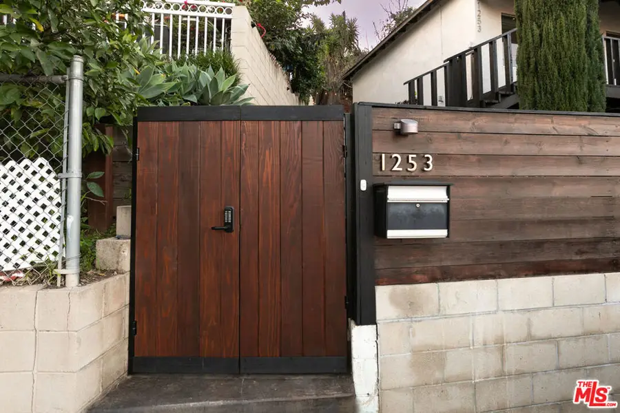 1253 N Ditman Avenue, Los Angeles, CA 90063 - #3