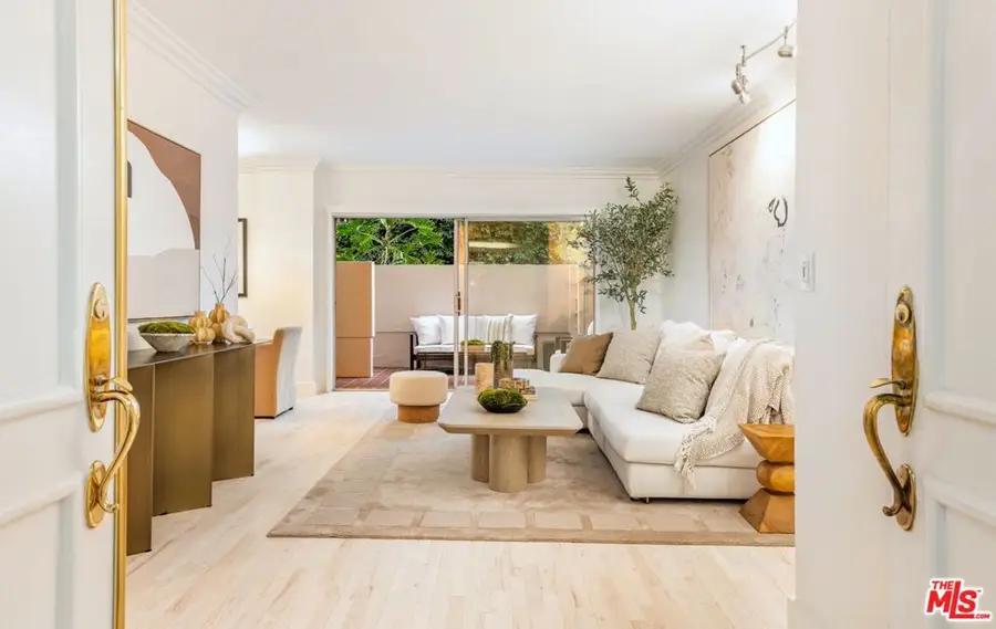 1131 Alta Loma Road #116, West Hollywood, CA 90069 - Image #3