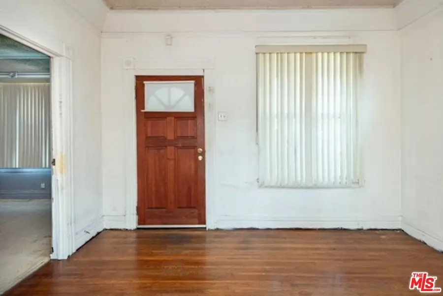 1546 W 70th Street, Los Angeles, CA 90047 - Image #2