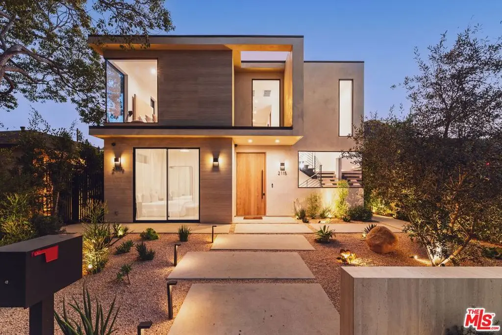 2115 Walnut Avenue, Venice, CA 90291 - Image #1