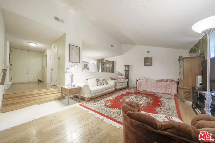 4140 Picasso Avenue, Woodland Hills, CA 91364 - Image #2