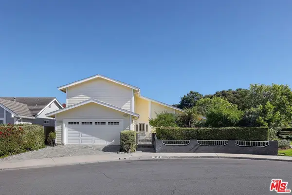 16352 Wildfire Circle, Huntington Beach, CA 92649