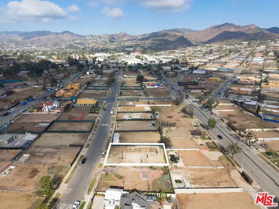 730 Toyopa Drive, Pacific Palisades, CA 90272 - Image #2