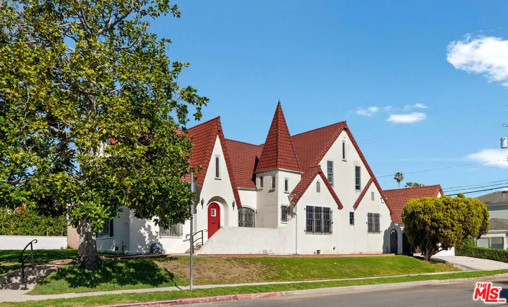 3680 Colonial Avenue, Los Angeles, CA 90066 - Image #1