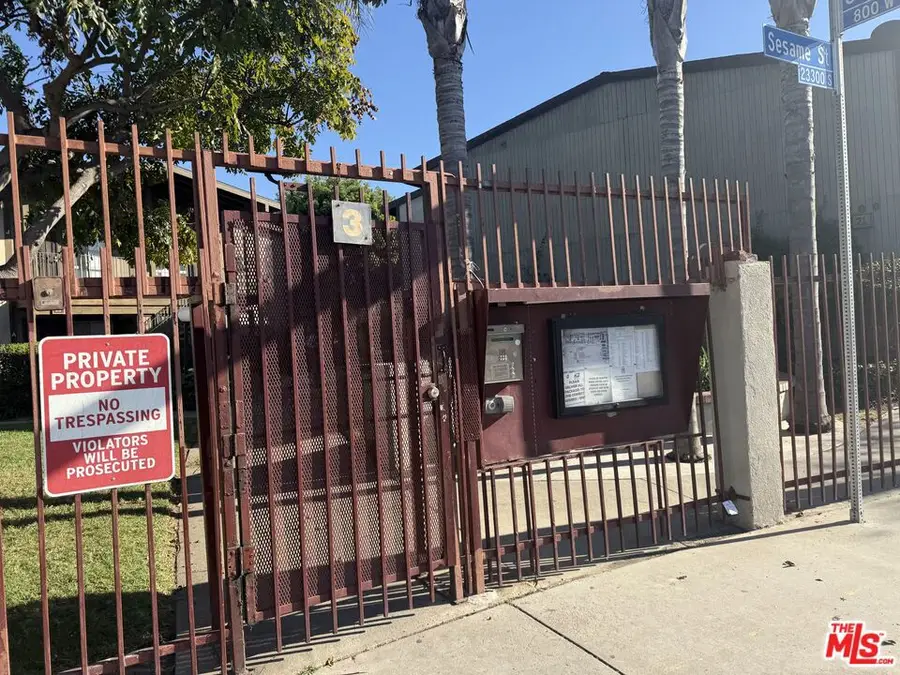 802 Coriander Drive #B, Torrance, CA 90502 - Image #2