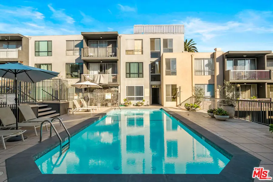 1745 Camino Palmero Street #104, Los Angeles, CA 90046 - #2