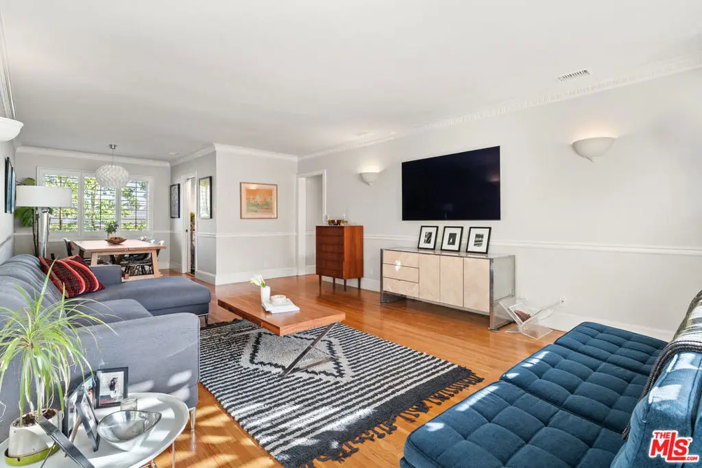 1615 N Laurel Avenue #202, Los Angeles, CA 90046 - #1