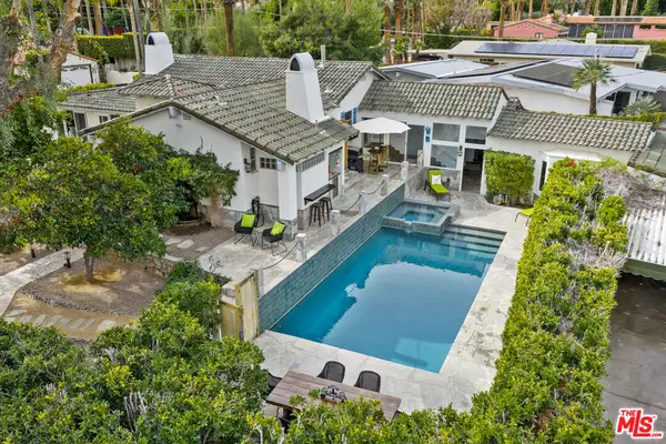 1945 S Mesa Drive, Palm Springs, CA 92264