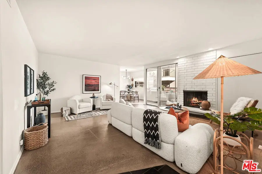 8401 Fountain Avenue #13, West Hollywood, CA 90069 - Image #2