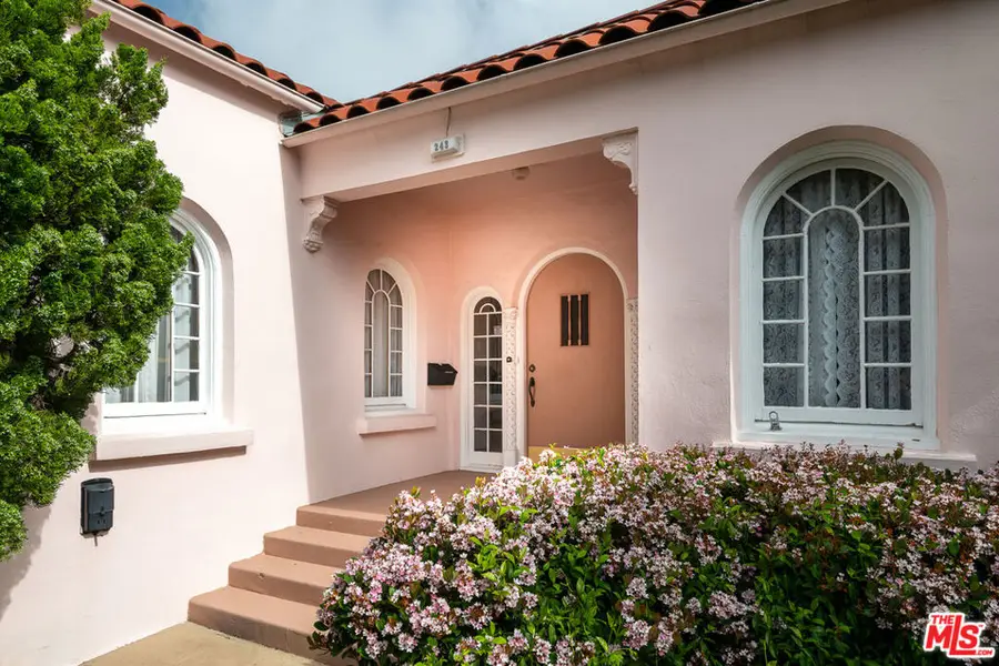 243 Euclid Street, Santa Monica, CA 90402 - #2