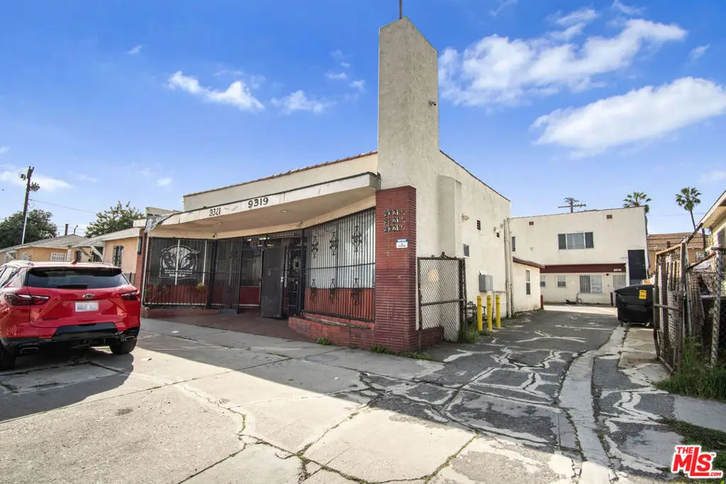 9321 S Western Avenue, Los Angeles, CA 90047 - Image #1