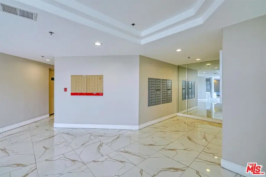 3460 S Centinela Avenue #403, Los Angeles, CA 90066 - #2