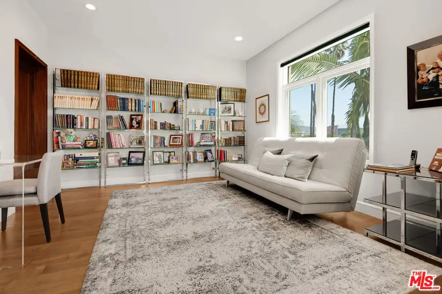 447 N Doheny Drive #301, Beverly Hills, CA 90210 - Image #3