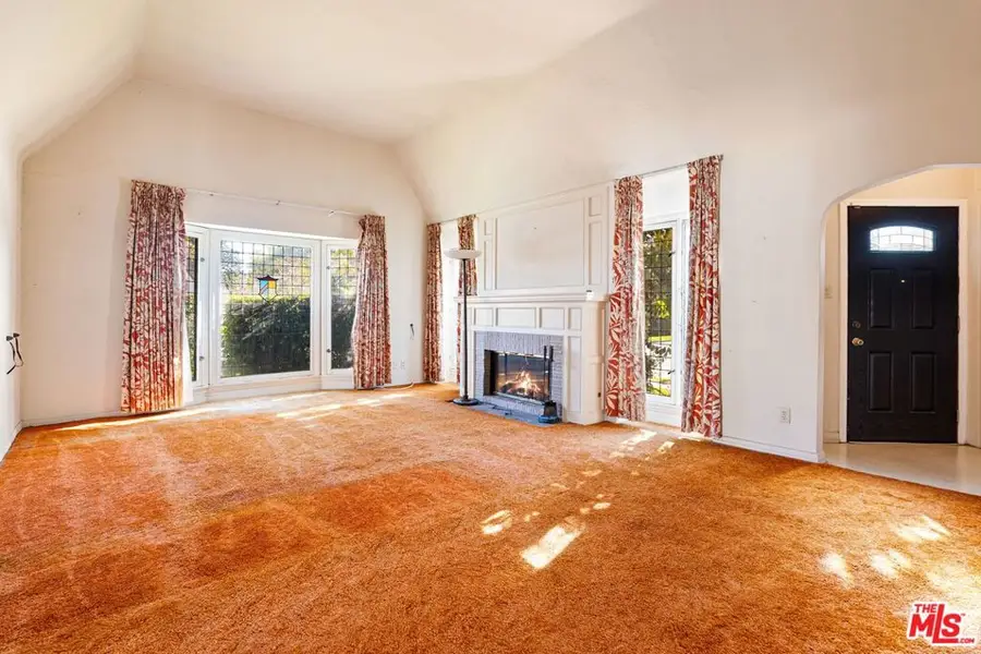 2054 Manning Avenue, Los Angeles, CA 90025 - #2